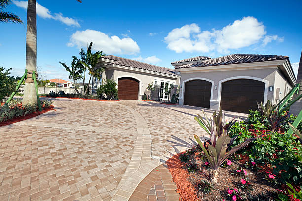 Best Professional Driveway Pavers  in Lochmoor Waterway Estates, FL